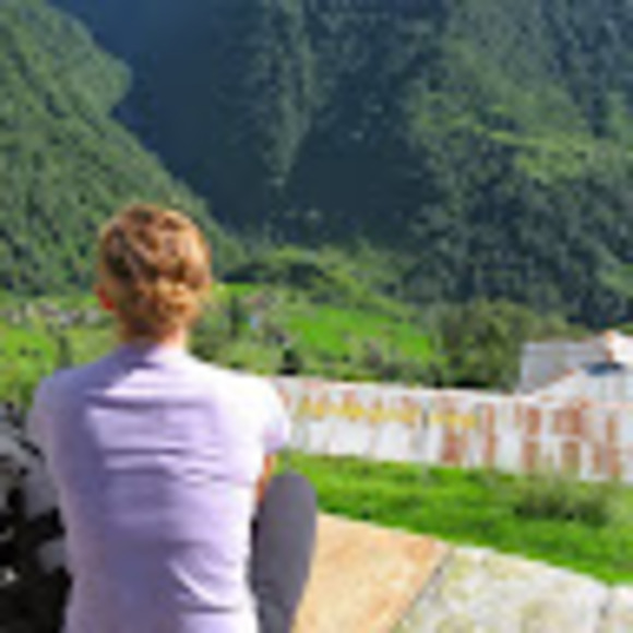 Meet your Posher, Elizabeth - Picture 1 of 1